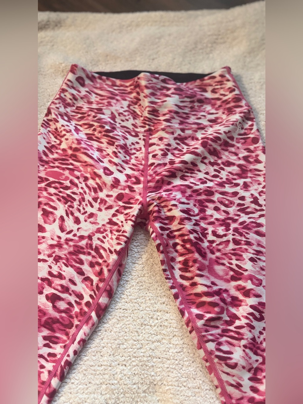 Good American Active Wear Women’s Magenta Leopard-Print - Picture 7 of 8